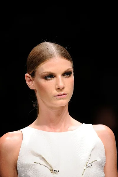 Look 53